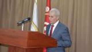 وزير دفاع تونس: وضعنا الأمني يتطلب درجة عالية من اليقظة