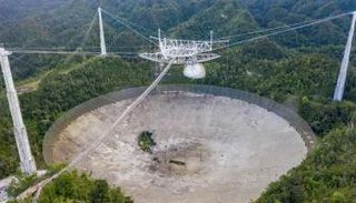 صورة من الجو لمرصد "أريسيبو" الفضائي