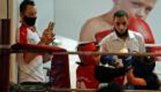 بالصور.. فتيات غزة يقتحمن رياضة الرجال