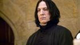 أسرار "ألان ريكمان" بطل أفلام هاري بوتر قريبا في كتاب