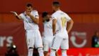 بينها الفتى المهمش.. 3 خيارات أمام زيدان لتعويض بنزيمة ويوفيتش