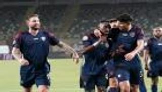 الدوري الإماراتي.. الوحدة يخطف وصافة النصر بثلاثية عجمان