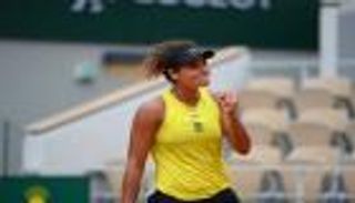 رغم الوصافة.. المصرية ميار شريف تواصل كتابة التاريخ في التنس