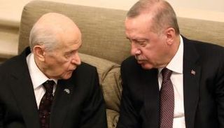 أردوغان وباهجه لي