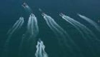 زوارق إيرانية.. إرهاب حوثي يعيد شبح القرصنة بالبحر الأحمر