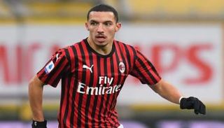 إسماعيل بن ناصر لاعب ميلان الإيطالي