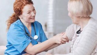 قيود كورونا تفاقم السكتات الدماغية والنوبات القلبية القاتلة 