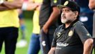 مارادونا وعالم الأثرياء.. تعرف على ثروته وحلمه الأخير