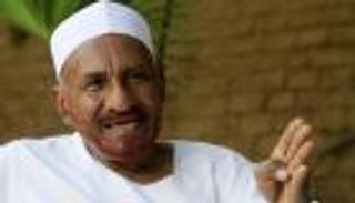 الصادق المهدي.. كورونا يخطف "الإمام" ويترك للسودانيين "هداه"