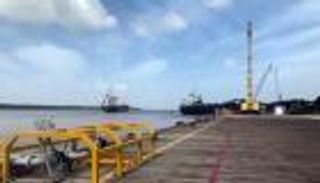 التفاؤل يقهر كورونا.. النفط يحلق لأعلى مستوى في 8 أشهر