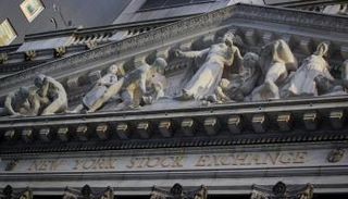 الواجهة الأمامية لبورصة نيويورك - رويترز