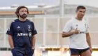 هداف الدوري الإيطالي.. بيرلو يحرم رونالدو من استغلال غياب إبراهيموفيتش