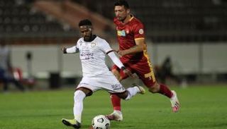 نواف العابد قاد الشباب لتصدر الدوري السعودي