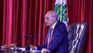 برلمان لبنان يأمر بإخضاع المؤسسات والمصرف المركزي للتدقيق المالي