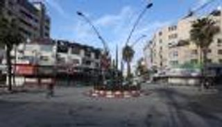 صور.. شوارع الضفة الغربية "خاوية" بأمر كورونا