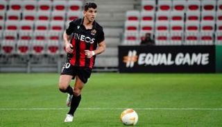 يوسف عطال ظهير نيس الفرنسي ومنتخب الجزائر