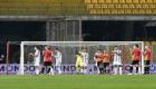 بسبب مارادونا.. حداد استثنائي في مباراة يوفنتوس بالدوري الإيطالي