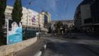 كورونا يتحدى "إغلاق فلسطين" بـ1461 إصابة جديدة و15 وفاة