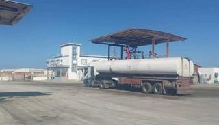 إحدى السيارات التابعة لشركة البريقة