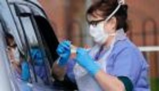 كورونا يهدد بريطانيا بموجة ثالثة