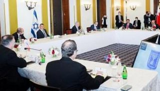 جلسة المباحثات الثلاثية المشتركة التي عقدت في تل أبيب
