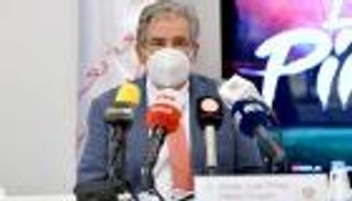 بعد 3 وديات.. إقالة الكولومبي بينتو من تدريب منتخب الإمارات