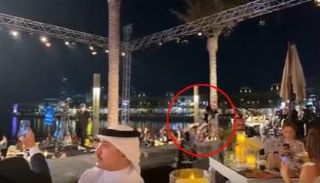 محمد رمضان لحظة سقوطه على المسرح