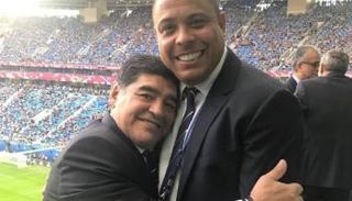 الظاهرة البرازيلي رونالدو ودييجو مارادونا