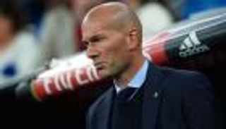 اجتماع في ريال مدريد.. هل تتم إقالة زيدان؟