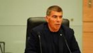 أشكنازي يعتزم زيارة المنامة "قريبا" لافتتاح السفارة الإسرائيلية