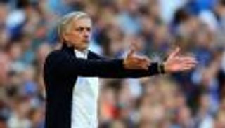 مورينيو يطالب جماهير توتنهام بخوض مباراة أرسنال