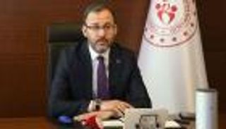 إصابة وزير تركي وزوجته بفيروس كورونا