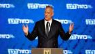 وزير دفاع إسرائيل يناشد الفلسطينيين العودة للمفاوضات