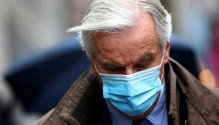 ميشيل بارنييه، كبير مفاوضي الاتحاد الأوروبي، يصل إلى لندن - رويترز