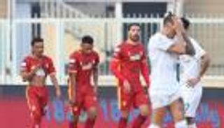 بريمونتادا قاتلة.. ضمك يحرم الأهلي من صدارة الدوري السعودي