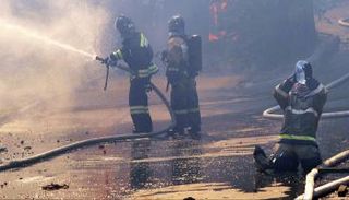 النيران تجتاح سوقا للألعاب النارية في روسيا