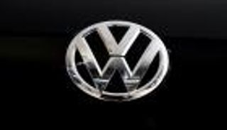 فولكسفاجن تفجر مفاجأة في عالم السيارات ذاتية القيادة