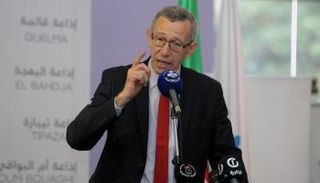 وزير الاتصال المتحدث باسم الحكومة الجزائرية عمار بلحيمر - أرشيفية