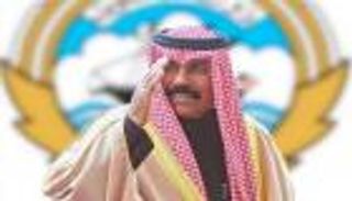 أمير الكويت يقبل استقالة الحكومة.. ويكلفها بتصريف الأعمال