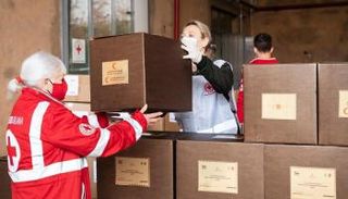 جانب من المساعدات الإماراتية