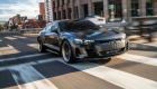 e-tron GT.. طراز كهربائي جديد من أودي يتحدى سيارات تسلا