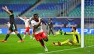 ثلاثية لايبزيج تطرد شياطين مانشستر يونايتد من جنة دوري أبطال أوروبا