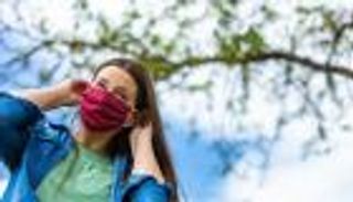 كورونا حول العالم.. كندا تجيز لقاح فايزر ورقم قياسي جديد في أمريكا