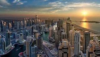 إقبال على أسهم العقارات الإماراتية