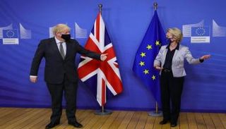 رئيس الوزراء بوريس جونسون ورئيسة المفوضية أورسولا فون دير لايين