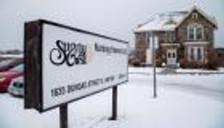 لقاح فايزر صد كورونا يكتسب الضوء الأخضر في دولة جديدة