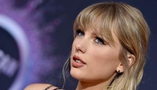 المغنية الأمريكية تايلور سويفت