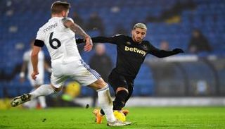 سعيد بن رحمة أمام ليدز