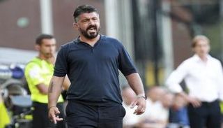 جينارو جاتوزو مدرب نابولي الإيطالي