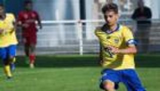 بن ناصر الجديد يفسر تخليه عن منتخب المغرب لأجل الجزائر